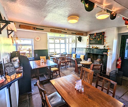 Whether you’re an established hospitality business or looking to realise a whole new hospitality concept, Richard can support you.